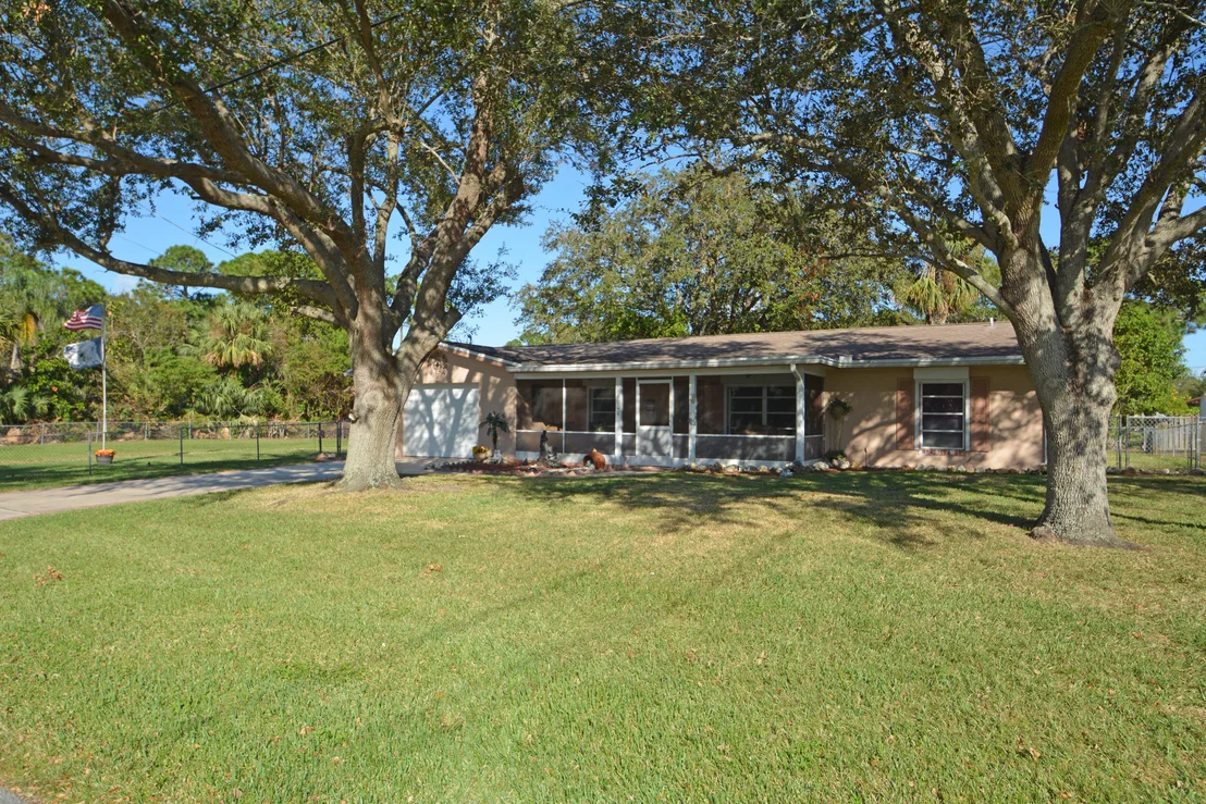 Photo of 6000 Birch Drive