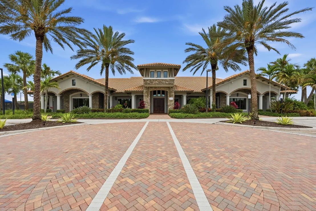Photo of 208 Sonoma Isles Circle