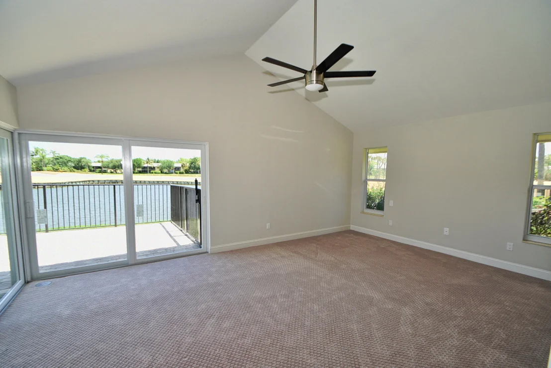 Photo of 3835 Live Oak Boulevard