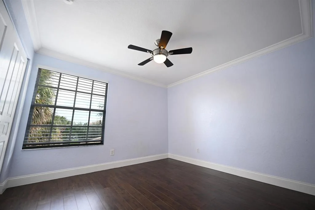 Photo of 5515 Mainship Drive