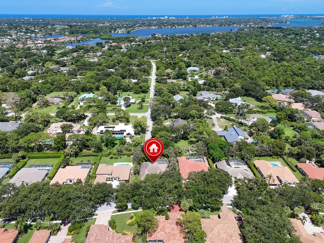 Photo of 153 N River Drive E