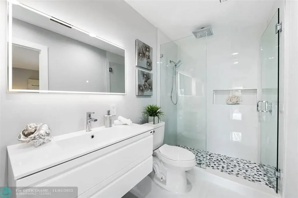 Photo of 951 SE 9th Avenue