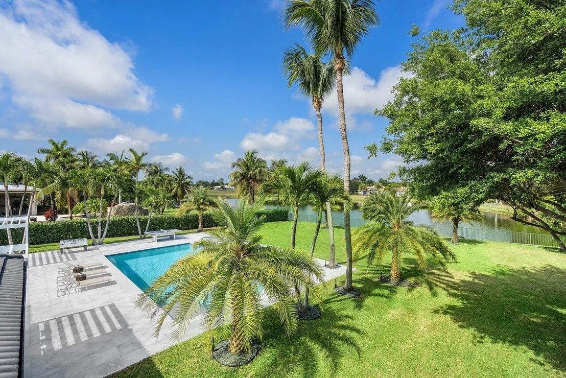 Photo of 8331 Sawpine Road