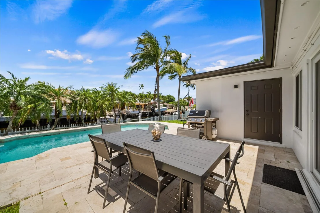 Photo of 331 SE 12th Street