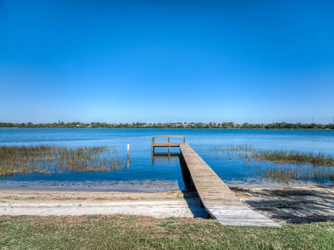 Photo of 1622 W Dinner Lake Drive
