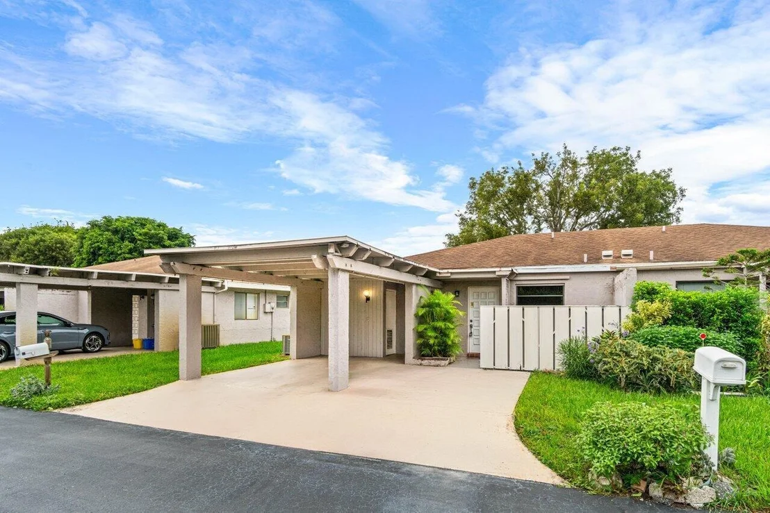 Photo of 6844 Moonlit Drive