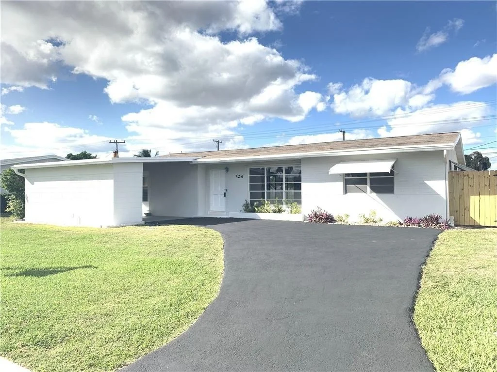 Photo of 328 Pinehurst Road