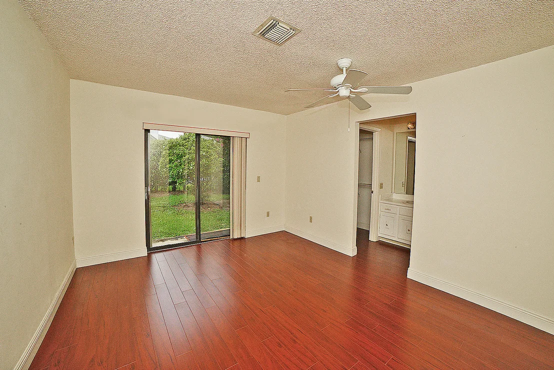 Photo of 17593 Weeping Willow Trail