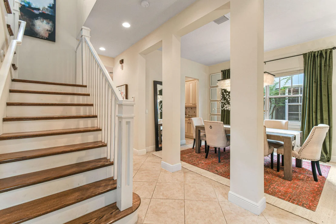Photo of 256 W Bay Cedar Circle