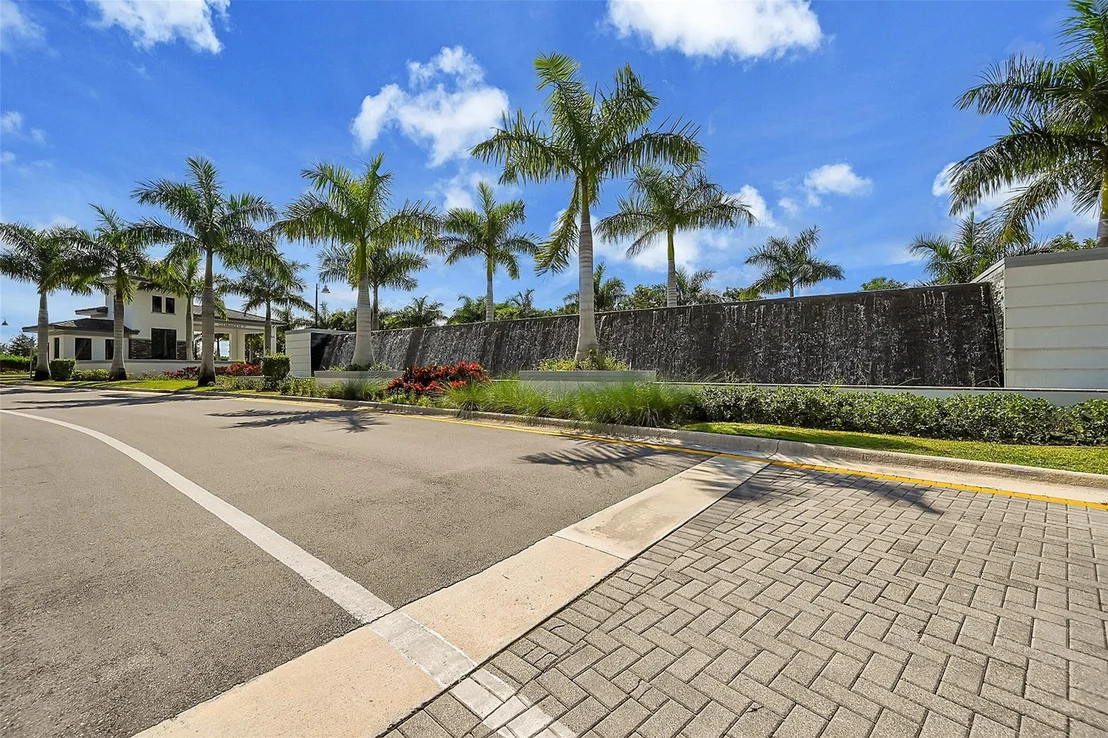 Photo of 8167 Juniper Drive