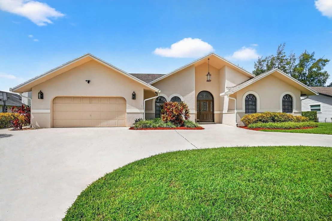 Photo of 4270 Fox Trace