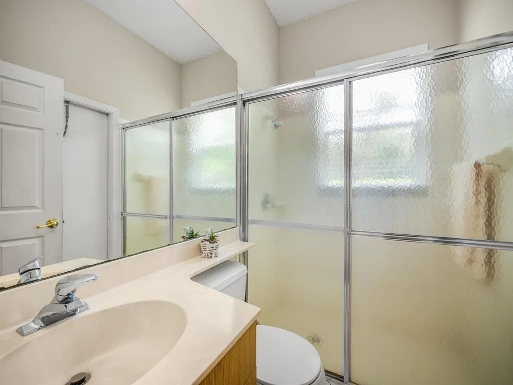 Photo of 422 Oriole Circle