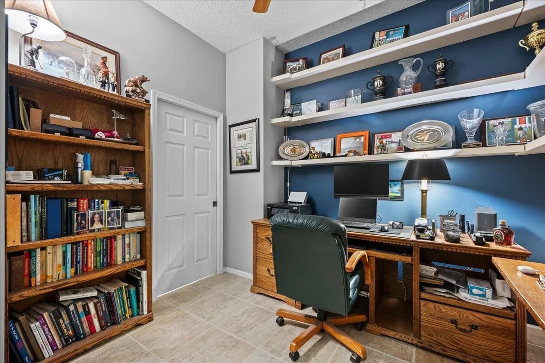 Photo of 464 Oriole Lane