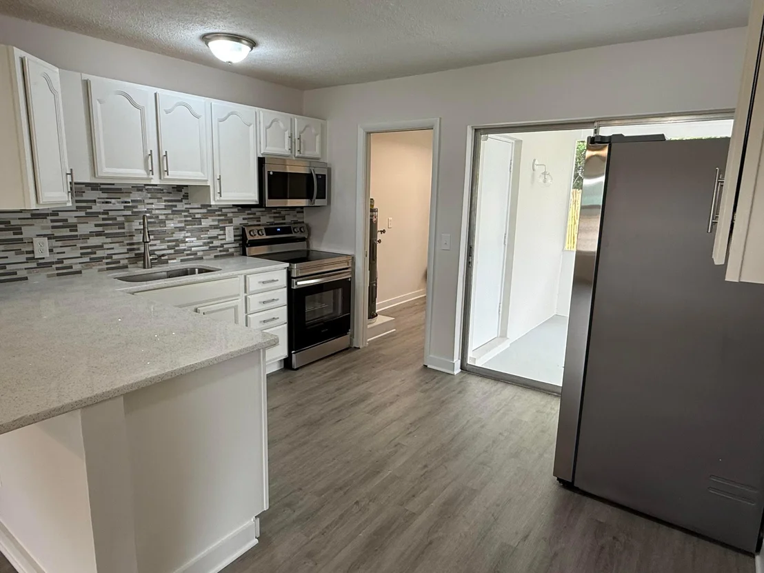 Photo of 2369 NE Rustic Way