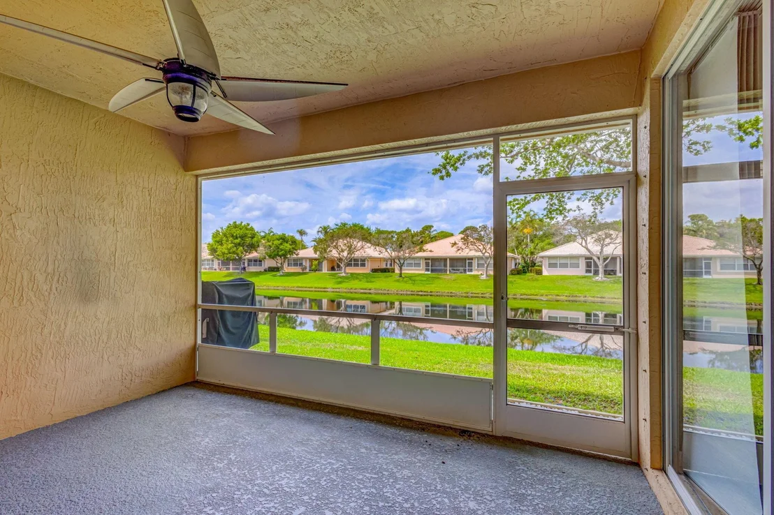 Photo of 386 Coral Trace Lane