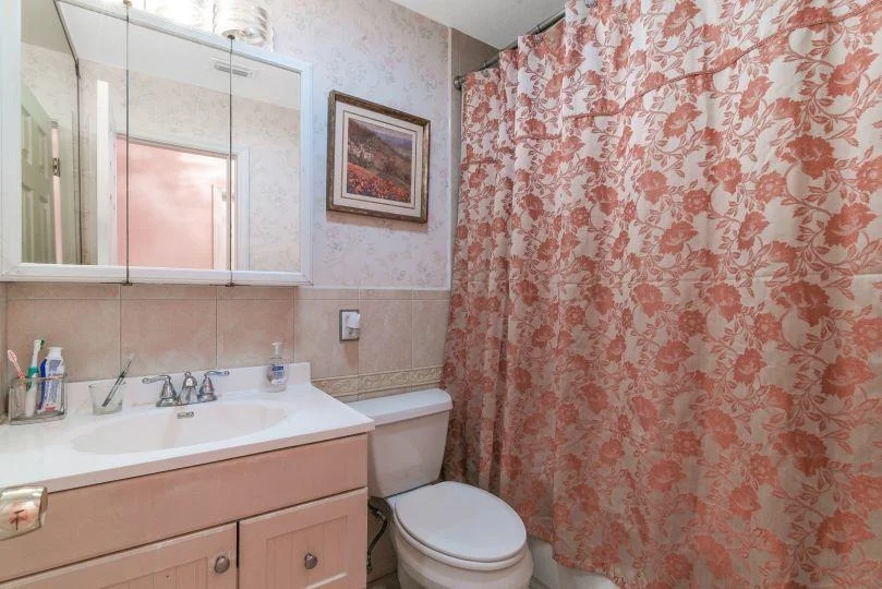 Photo of 2880 Dolphin Circle