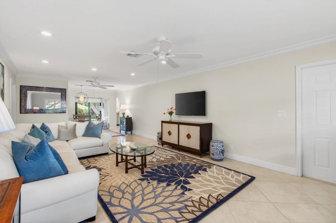Photo of Unit A at 4555 Apple Tree Circle