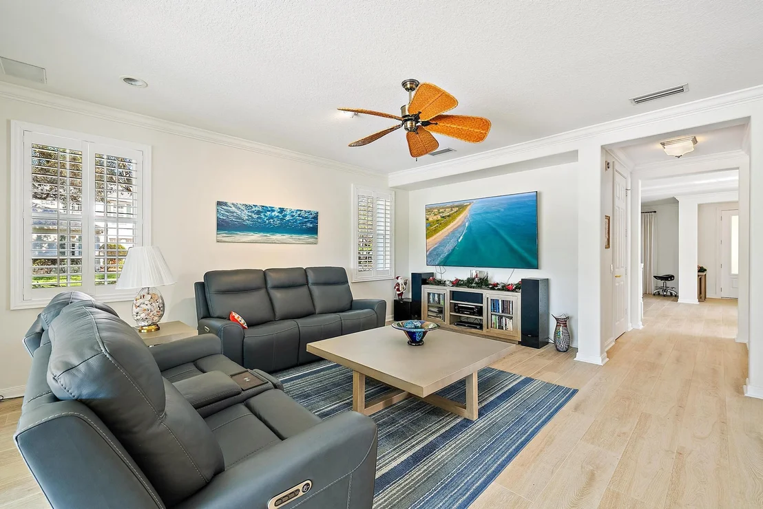 Photo of 206 Barbados Drive