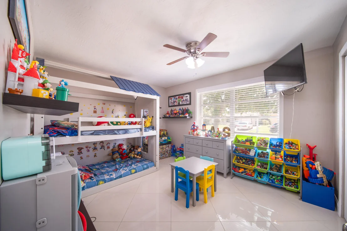 Photo of 8457 Sheraton Drive
