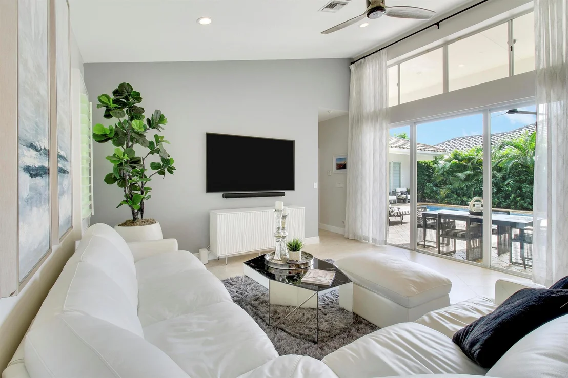 Photo of 7606 La Corniche Circle