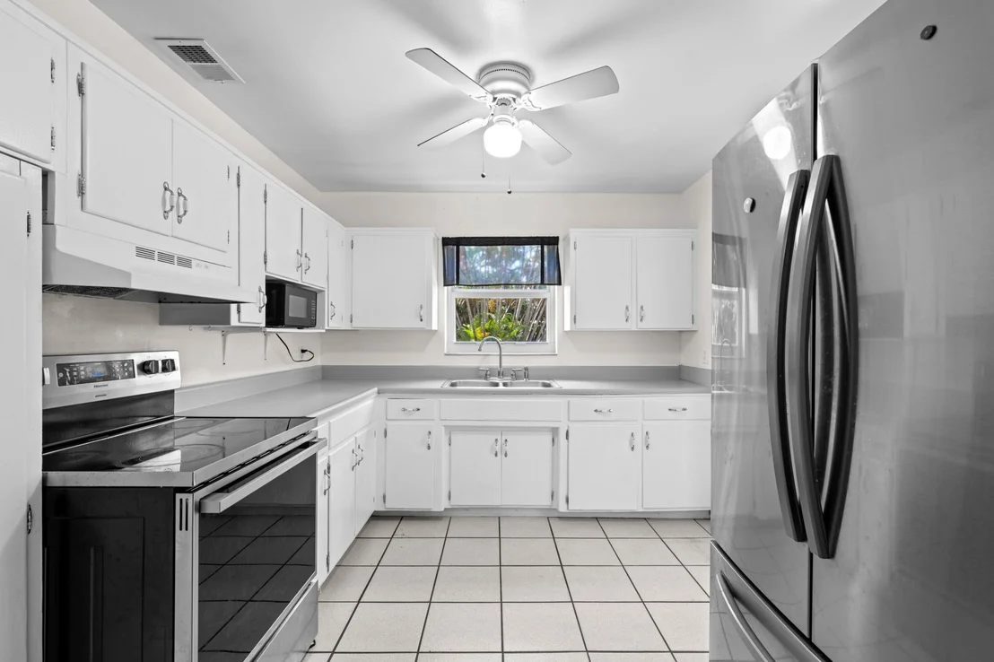 Photo of 1054 OLD BOYNTON Road