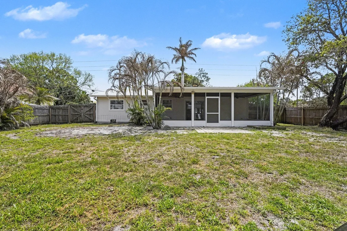 Photo of 767 Rolling Hill Drive