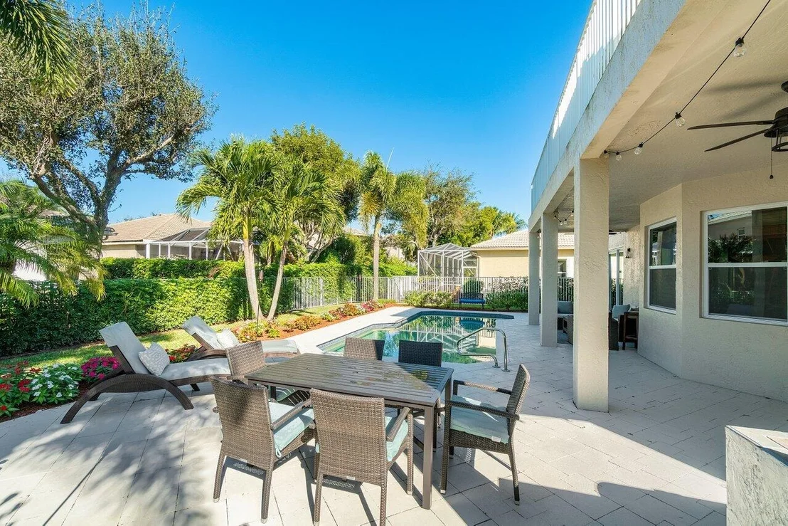 Photo of 6538 Stonehurst Circle