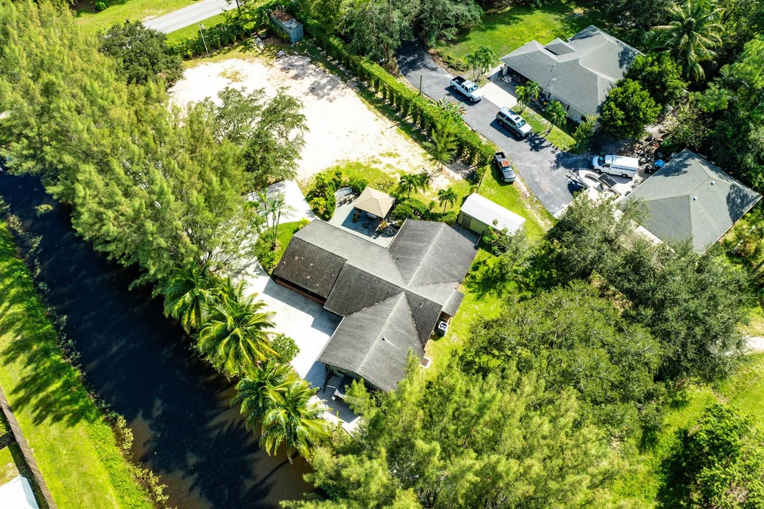 Photo of 4181 Coconut Boulevard