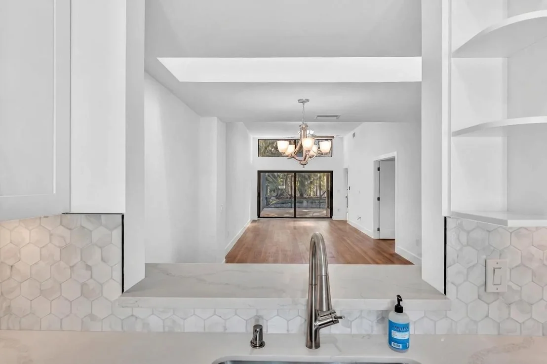 Photo of 6708 Canary Palm Circle