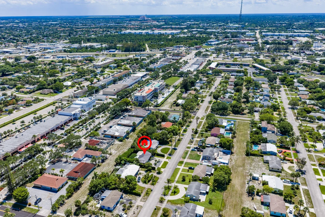 Photo of 722 Greenbriar Drive