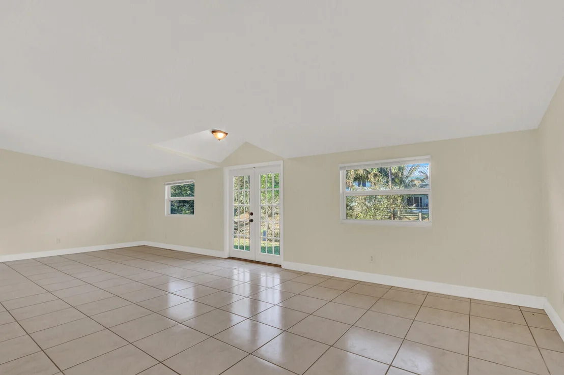 Photo of 8074 SE River Lane