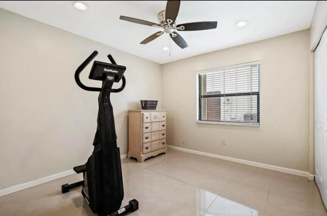 Photo of 6089 Glentree Lane