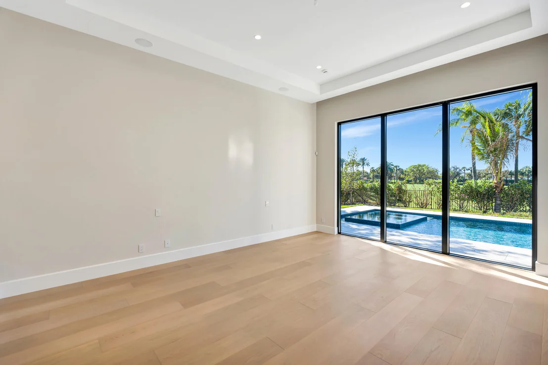 Photo of 112 Regatta Drive