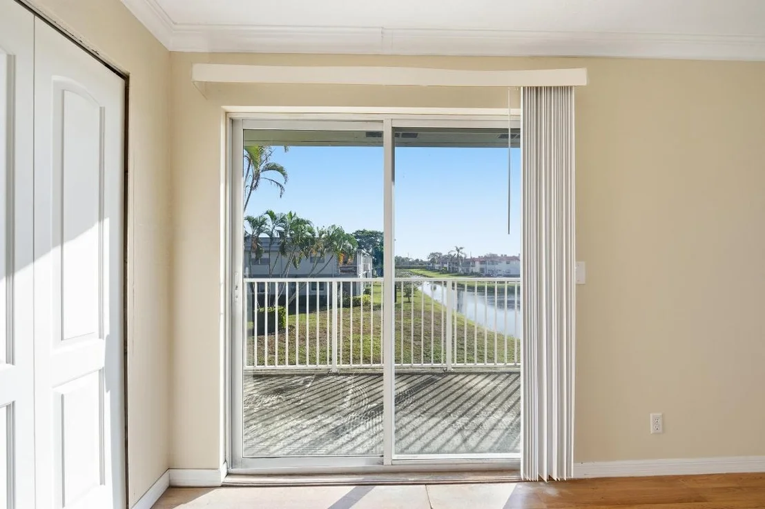 Photo of 710 Monaco O
