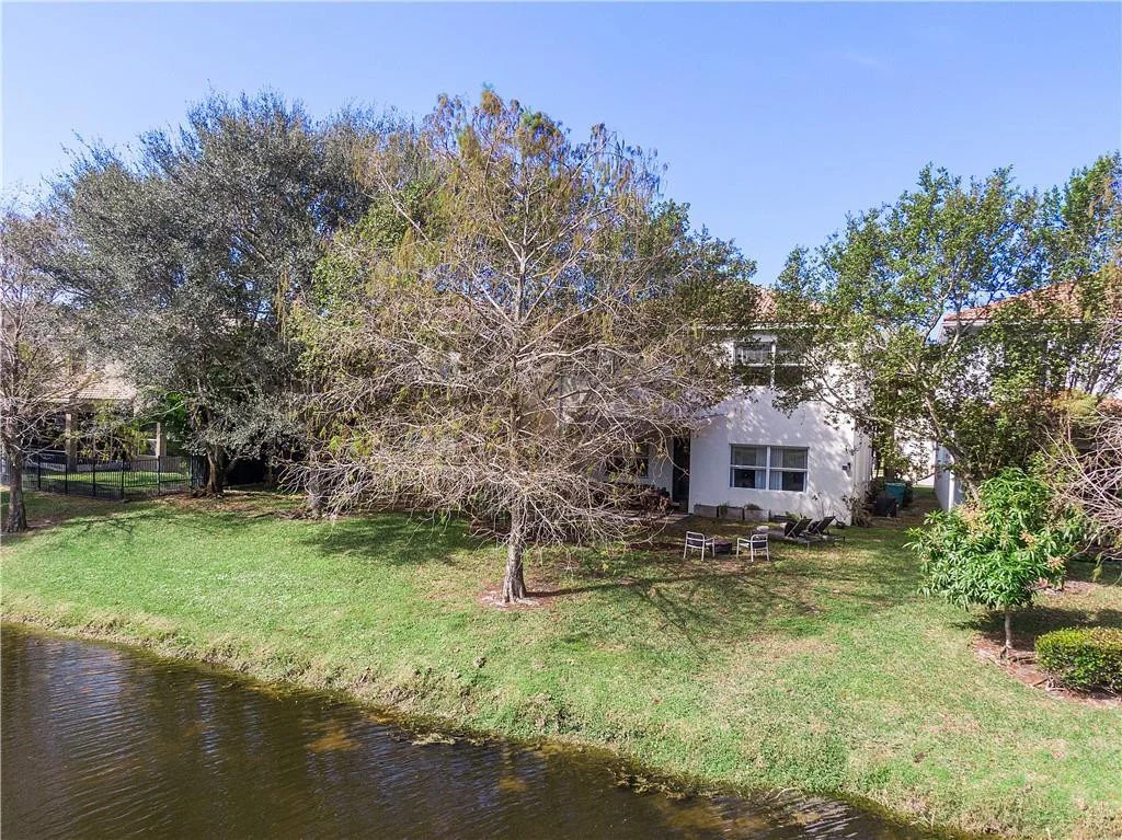 Photo of 1024 Grove Park Circle