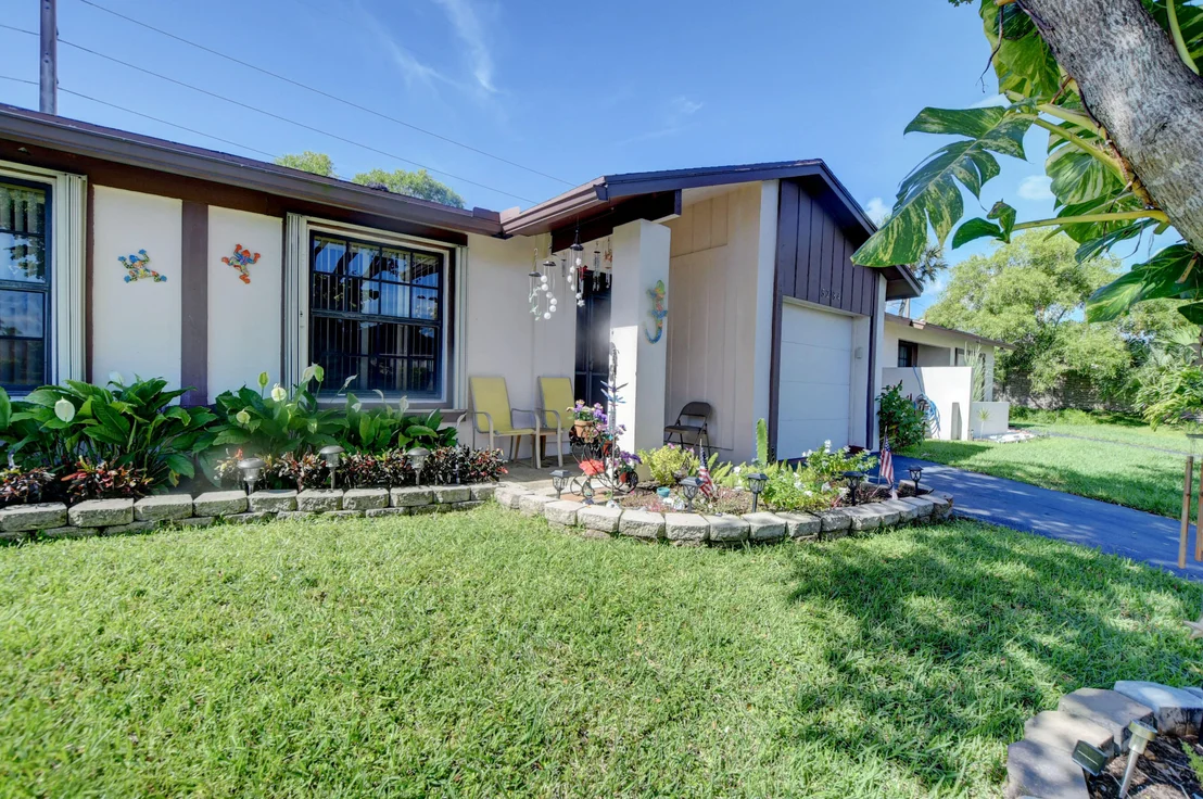 Photo of 5284 Breadfruit Circle