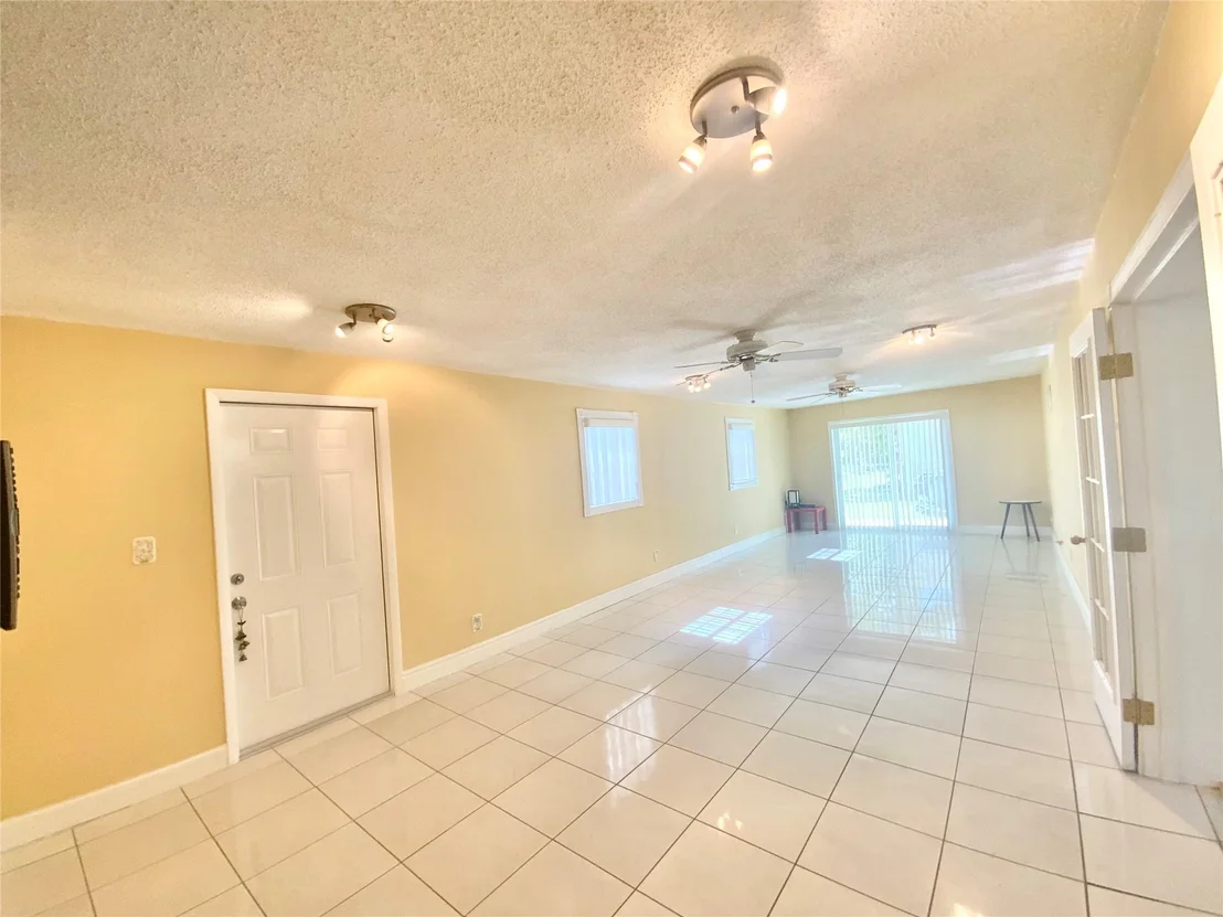 Photo of 1104 Pinehurst