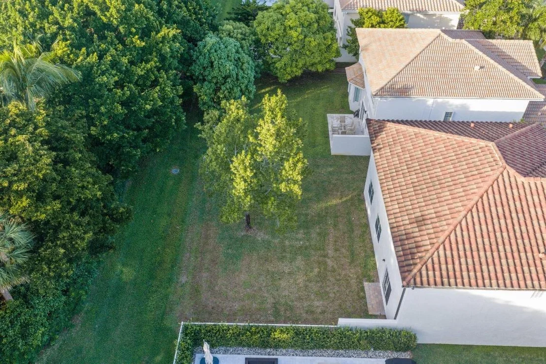 Photo of 9581 Cobblestone Creek Drive