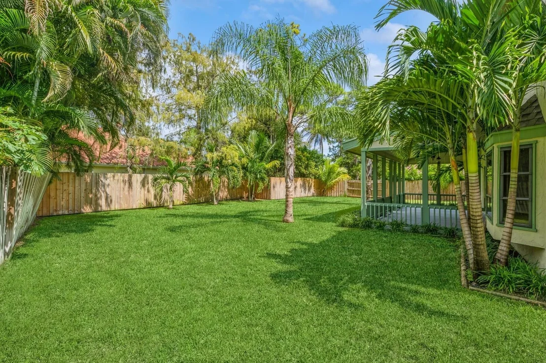 Photo of 970 Citrus Place
