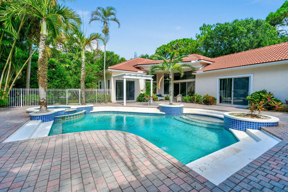 Photo of 4034 SE Hammock Place