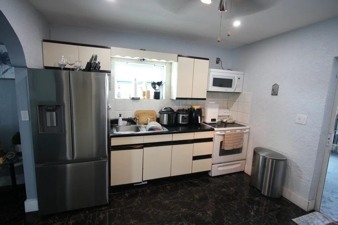 Photo of 1021 Cherry Road