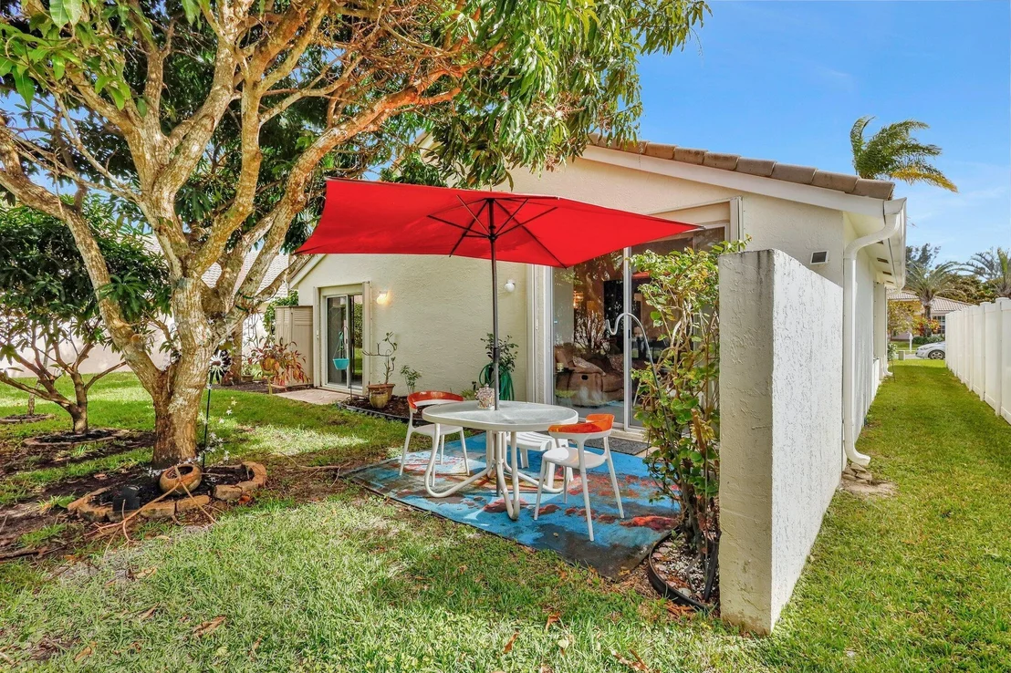 Photo of 8177 Palm Gate Drive