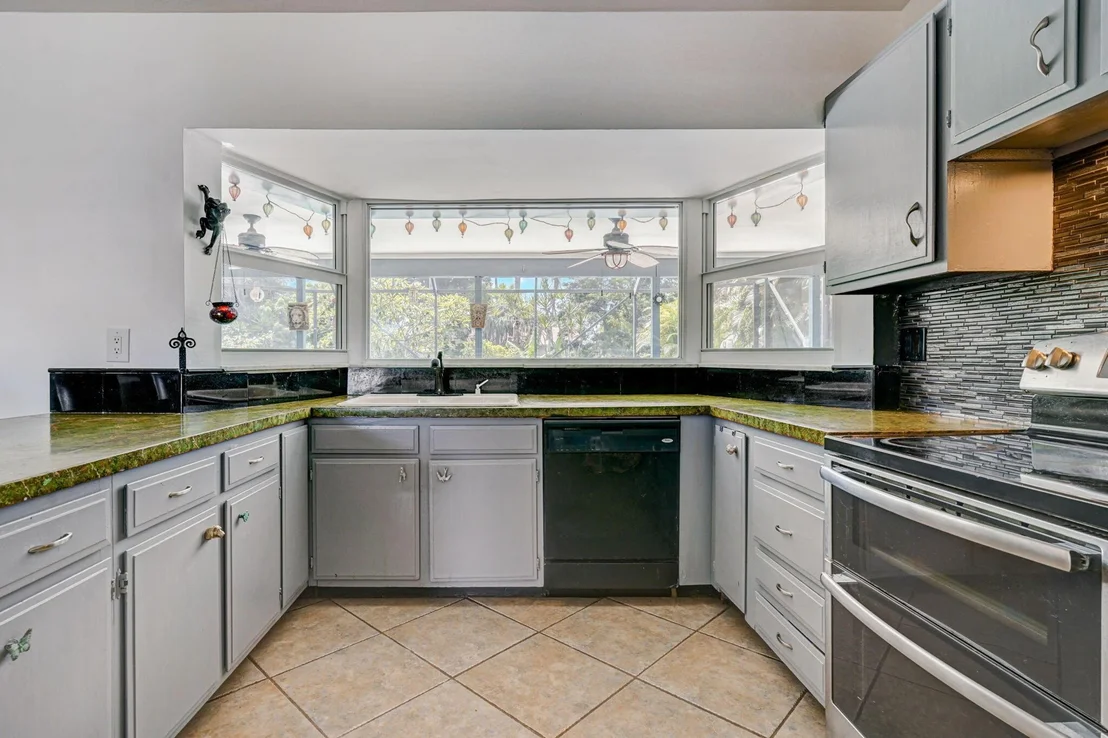 Photo of 128 Martin Circle
