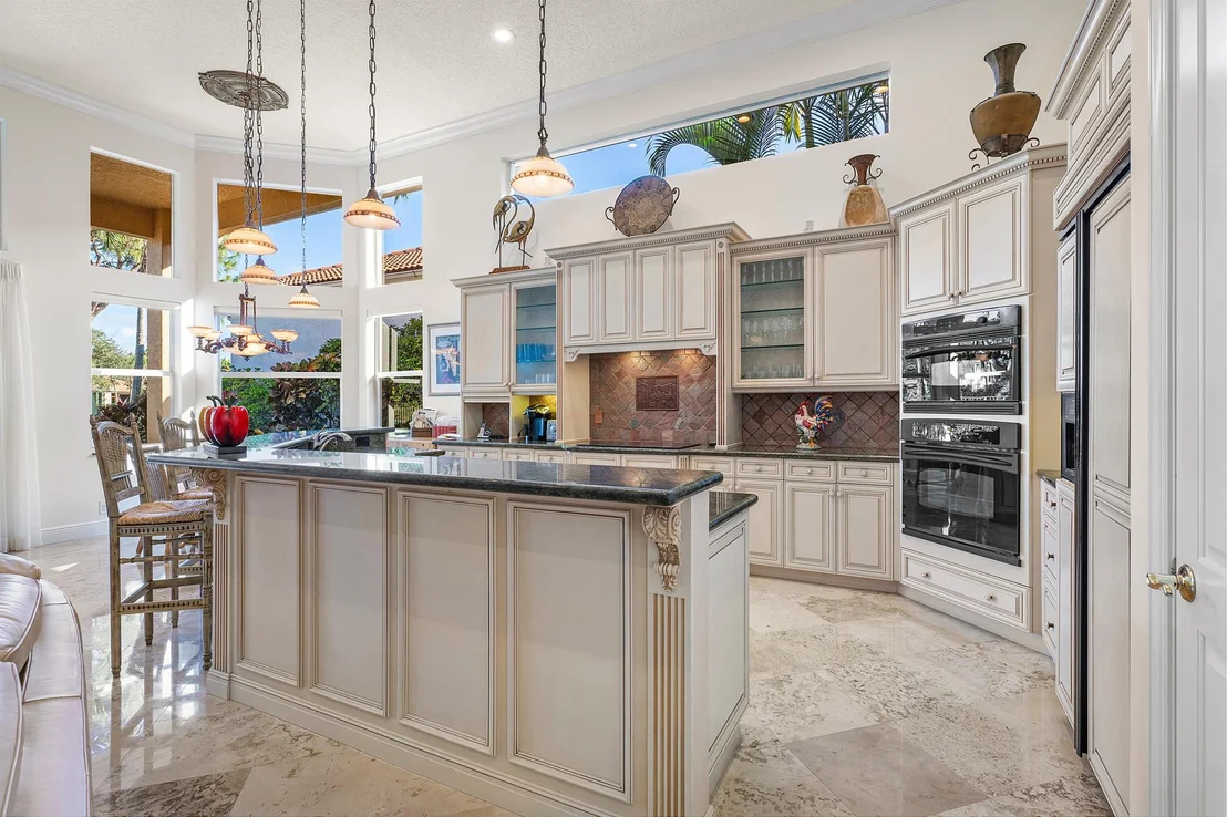 Photo of 8161 Valhalla Drive
