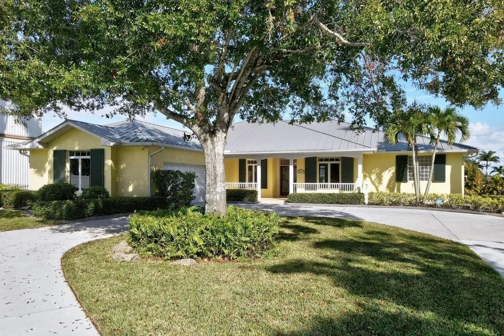 Photo of 13370 Old Dixie Highway