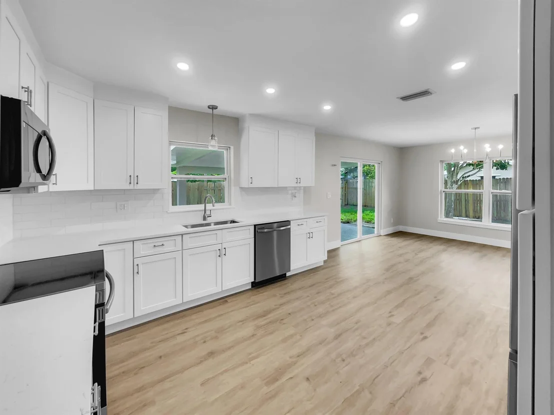 Photo of 1040 NW 16th Street
