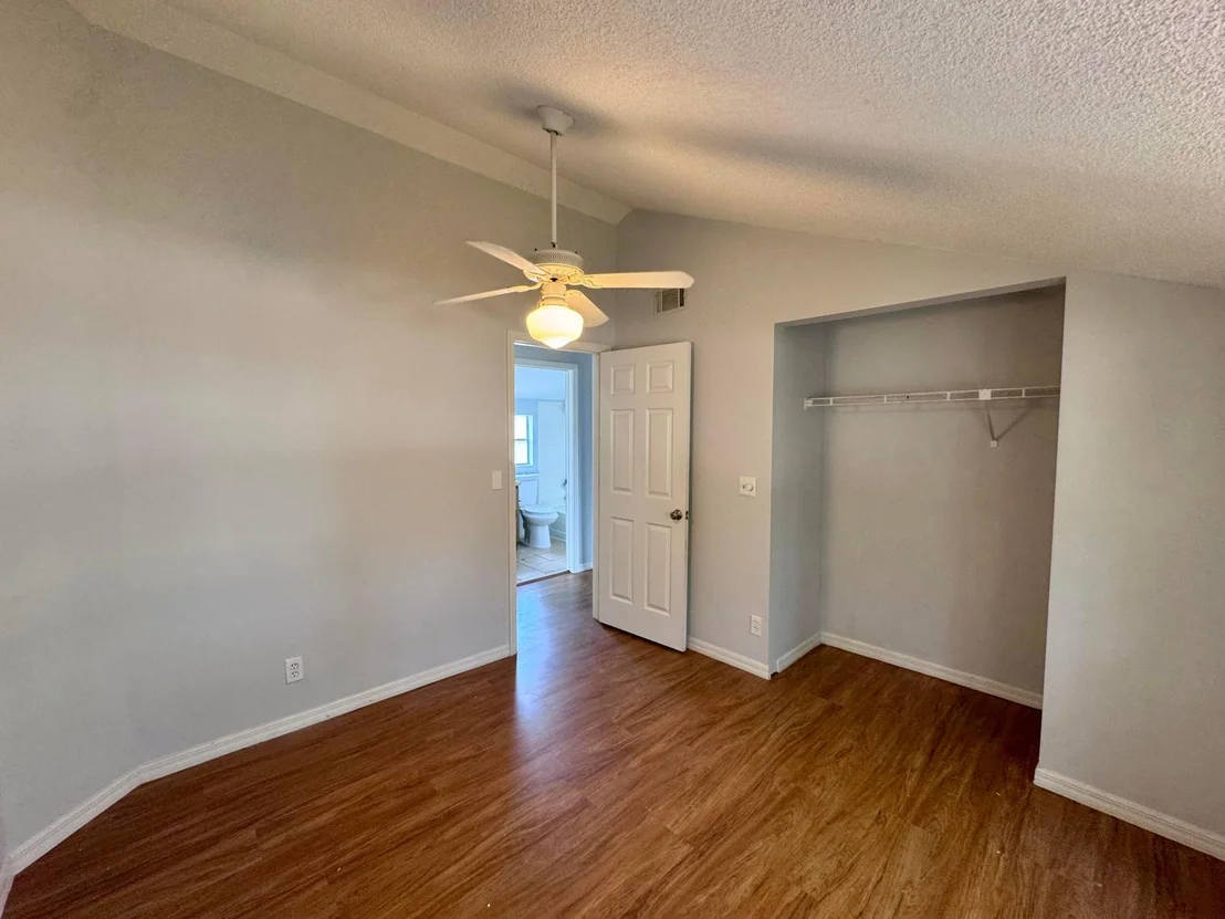 Photo of 5889 Snowdrop Way