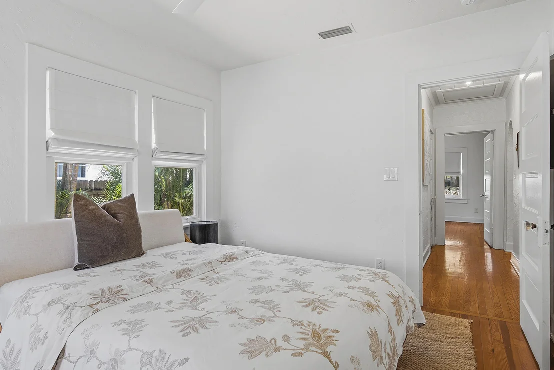 Photo of 810 Avon Road