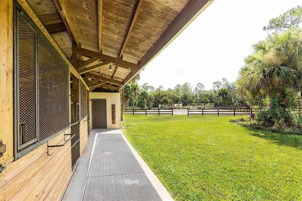 Photo of 1588 Stallion Drive