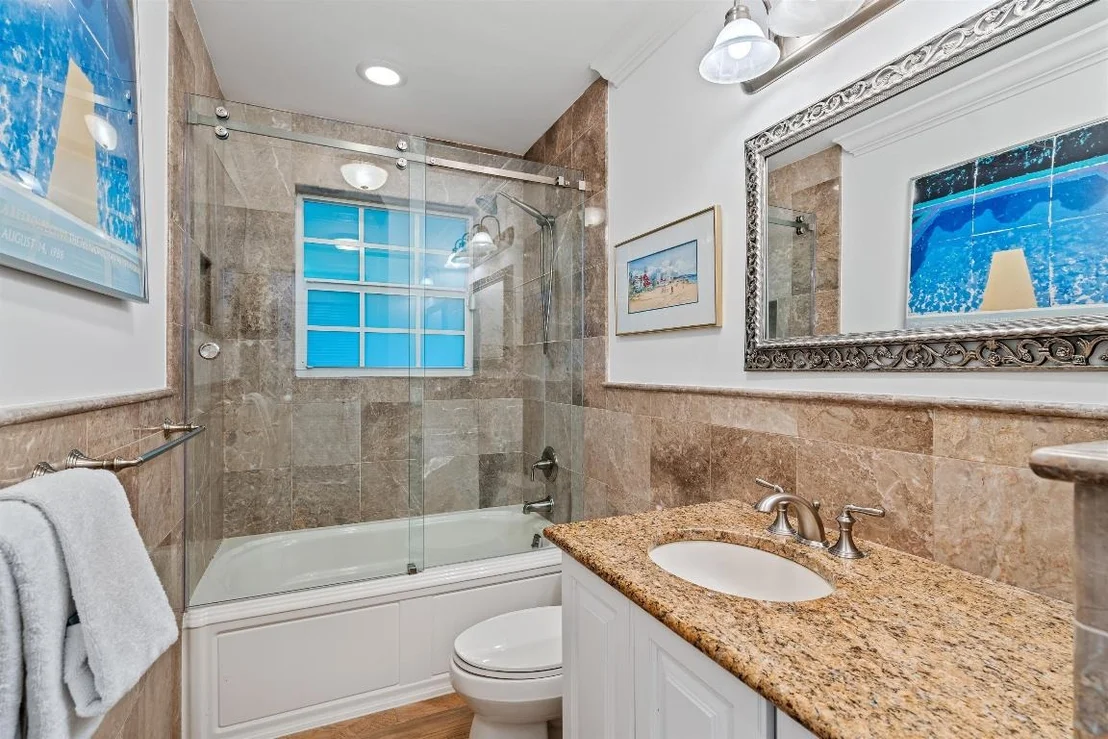 Photo of 745 Periwinkle Street